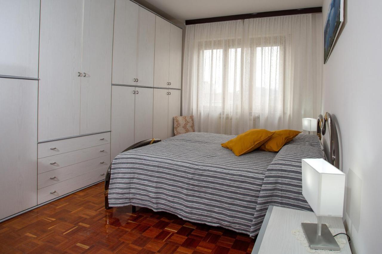 Casa Vacanze Heidi Vista Lago Verbania Exterior photo