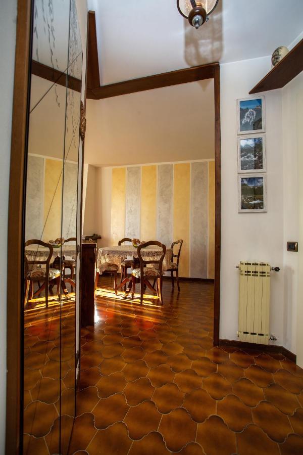 Casa Vacanze Heidi Vista Lago Verbania Exterior photo