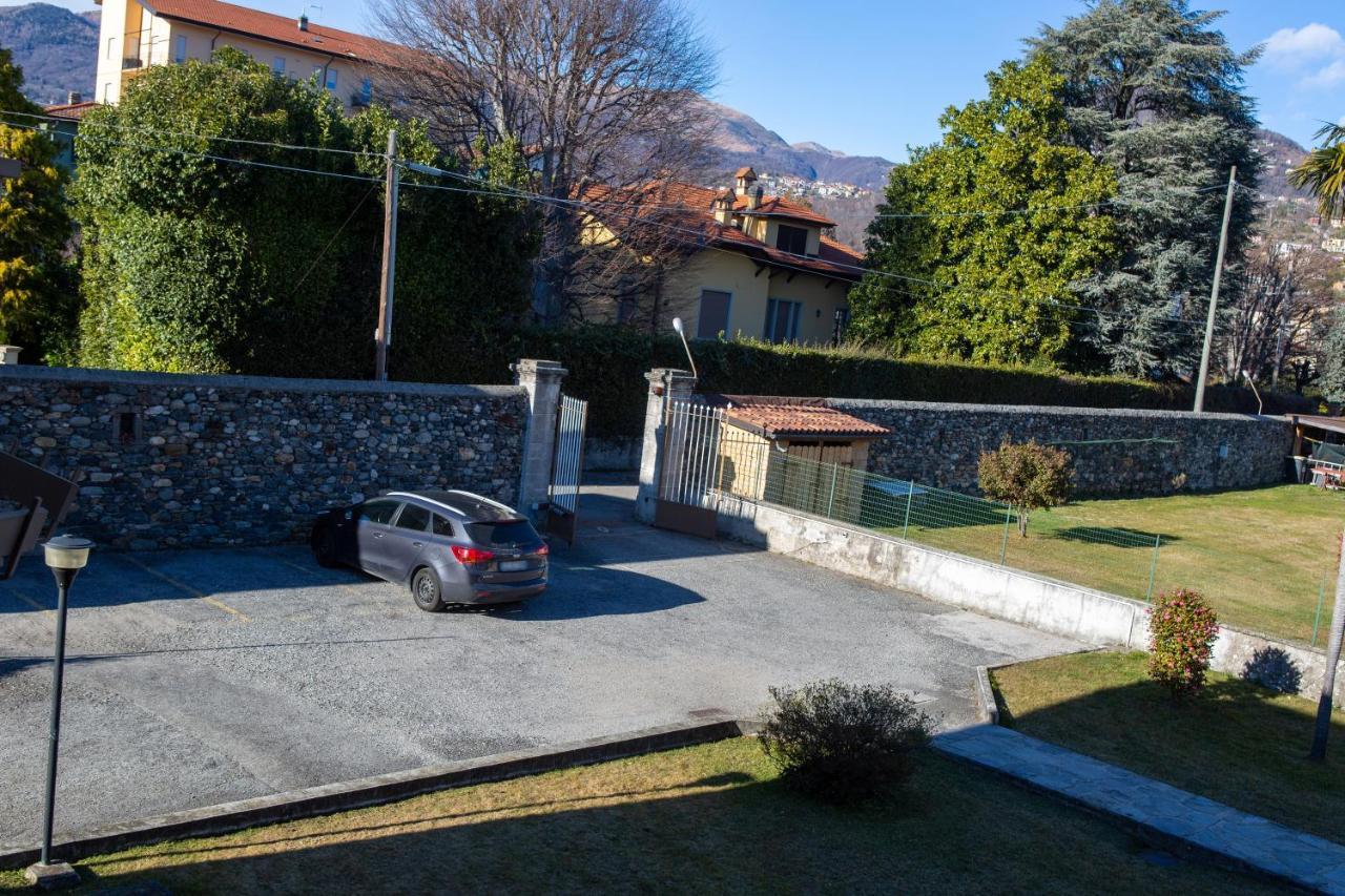 Casa Vacanze Heidi Vista Lago Verbania Exterior photo
