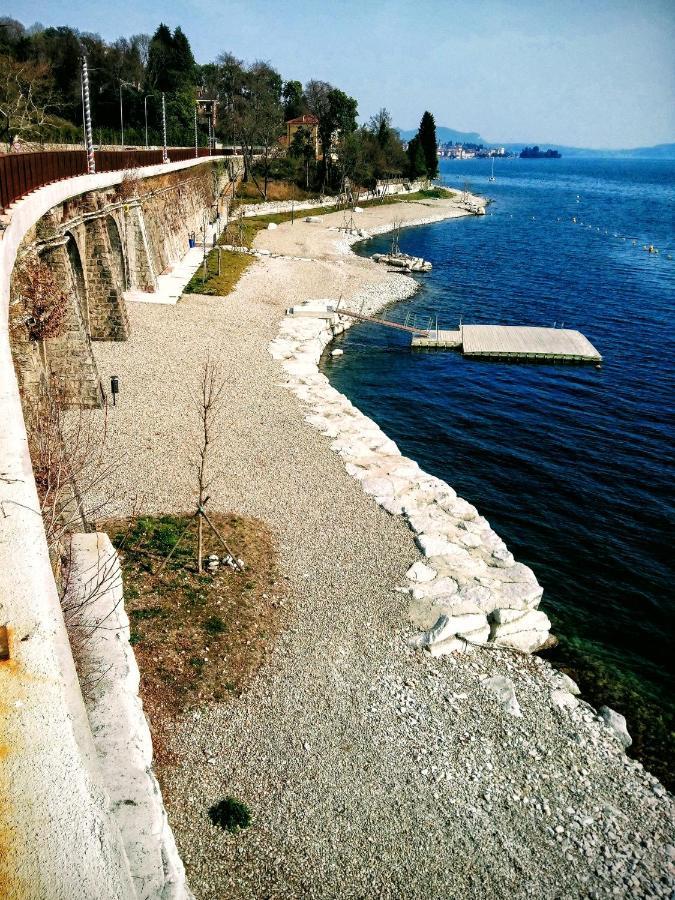 Casa Vacanze Heidi Vista Lago Verbania Exterior photo